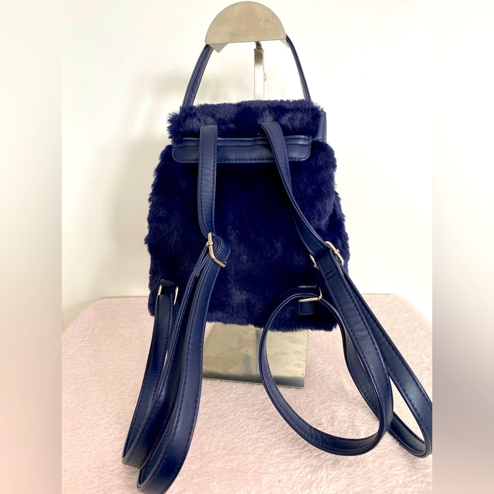 SWAROVSKI TEDDY PLUSH BACK PACK - Picture 2 of 5